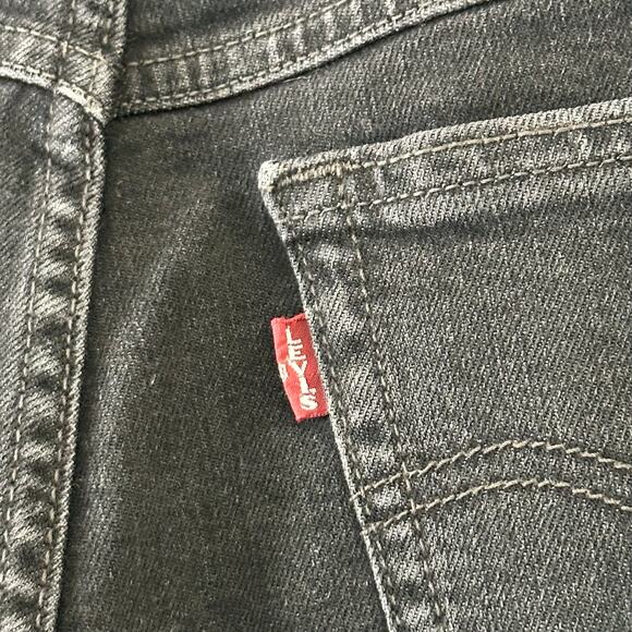 Levis Cuffed Dark Wash Mid Rise Casual Denim Shorts Black 25 - Picture 6 of 6